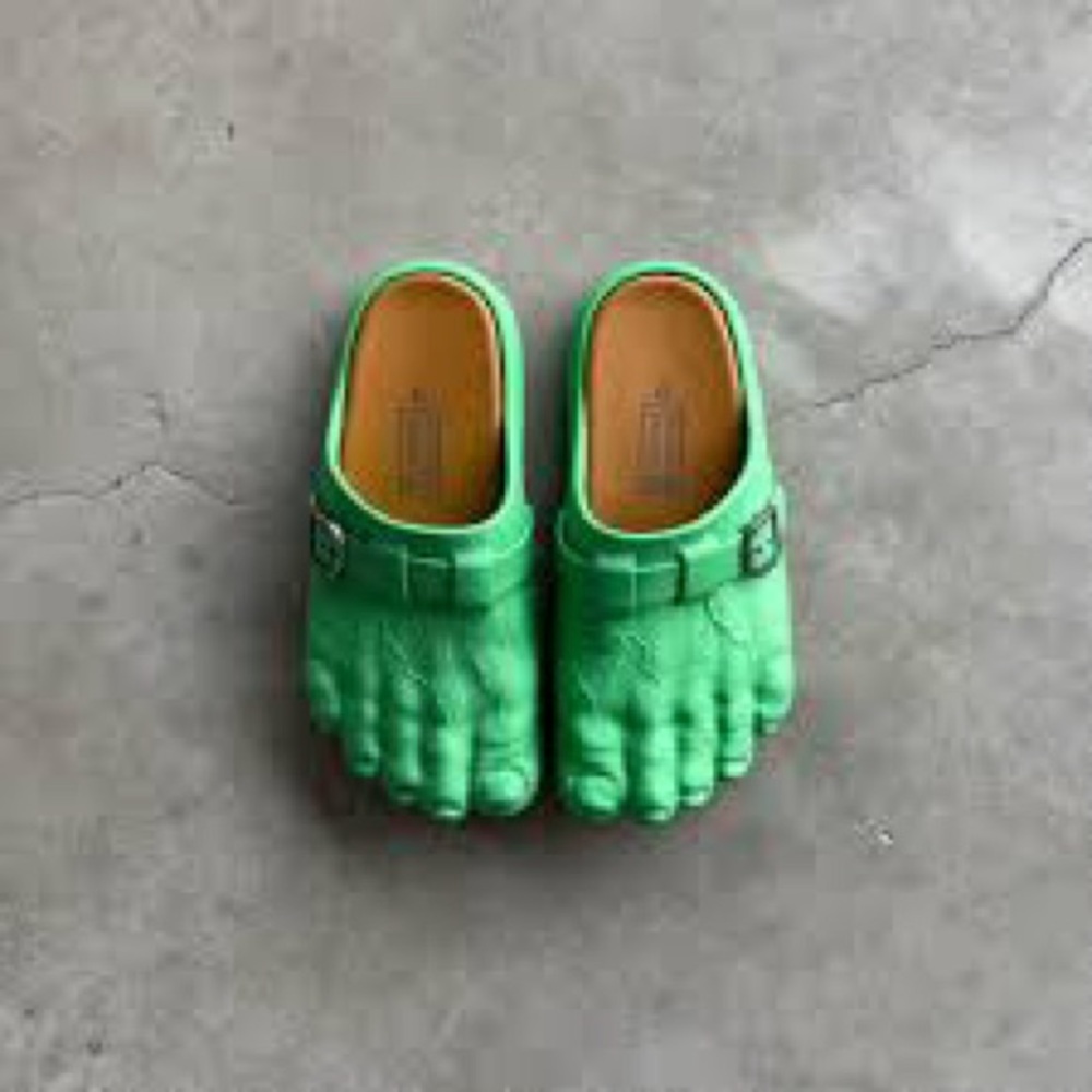 Bravest Studios Foot Clog Size 12